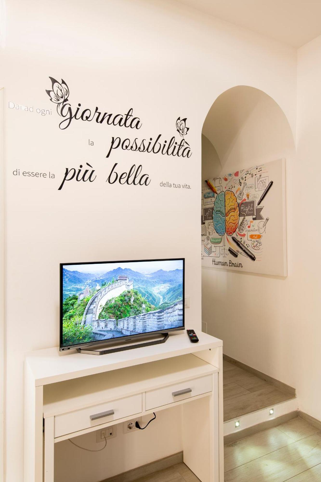 Smart Home - Trilocale Con Parcheggio Privato Rome Luaran gambar